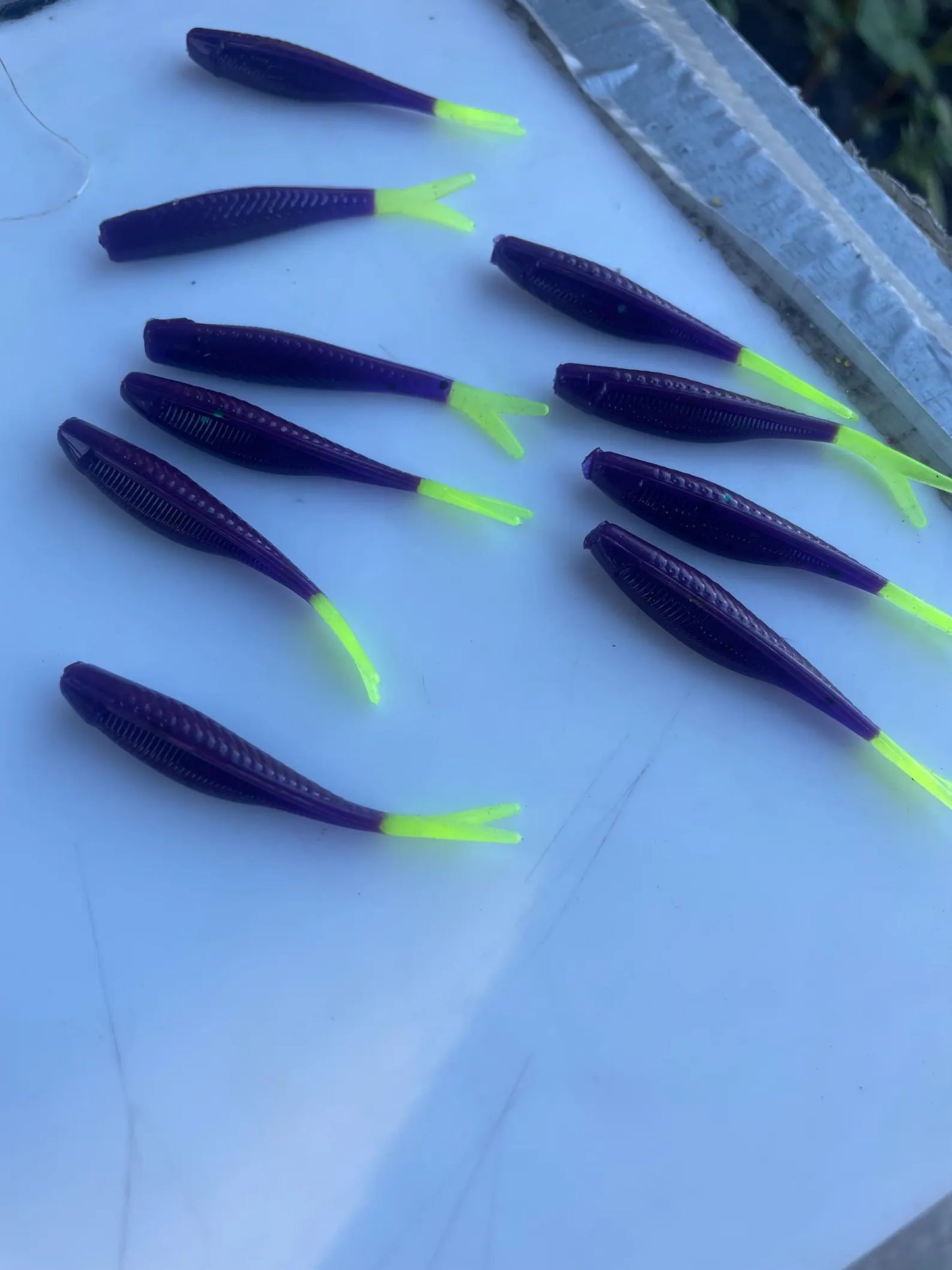 2" Tracer Shad-Electric Grape